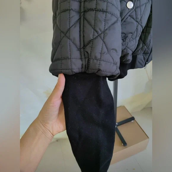 Designer Inspired, Black, Quilted Women's Cropped Puffer Jacket, Size Small - Picture 7 of 12